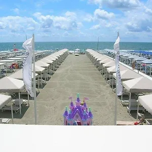  Apartment Danio House Italien